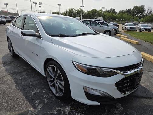 2022 Chevrolet Malibu LT