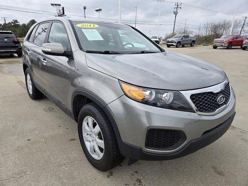 Gray 2011 Kia Sorento LX