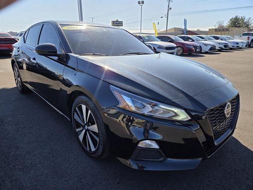 2021 Nissan Altima 2.5 SV