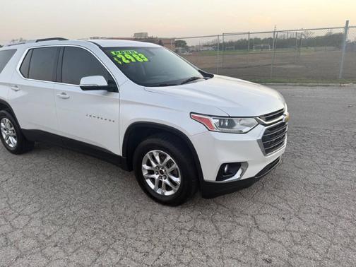 2018 Chevrolet Traverse LT Cloth
