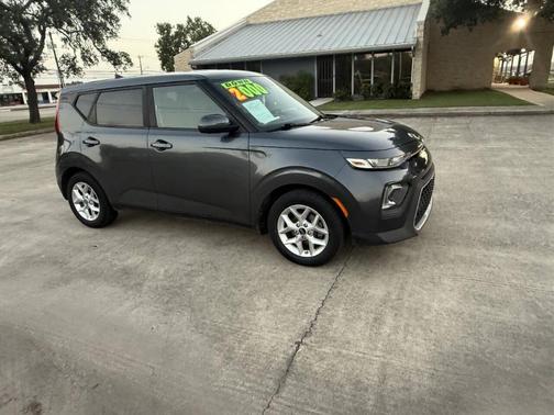Gravity Gray 2020 Kia Soul S