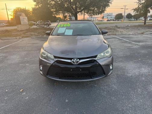 2015 Toyota Camry SE