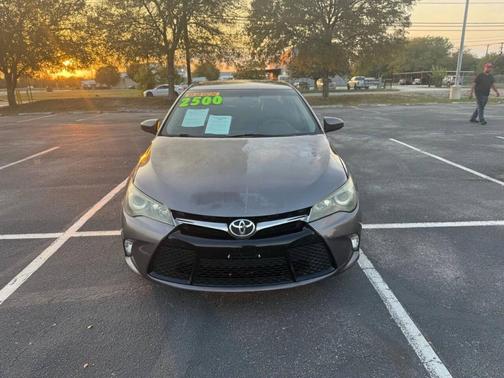 2015 Toyota Camry SE