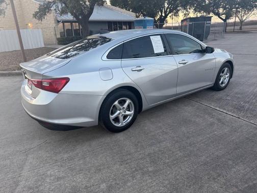 2017 Chevrolet Malibu 1LS