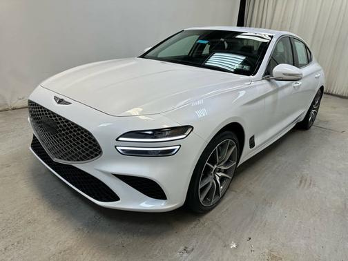 2025 Genesis G70 2.5T