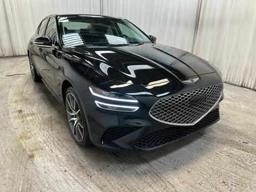 2024 Genesis G70 2.5T