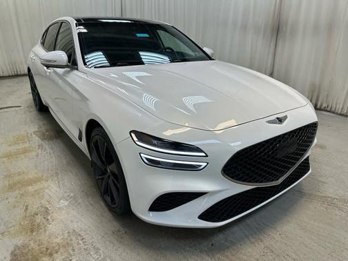 2022 Genesis G70 3.3T
