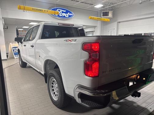 2025 Chevrolet Silverado 1500 WT