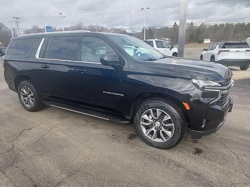 2022 Chevrolet Suburban LT