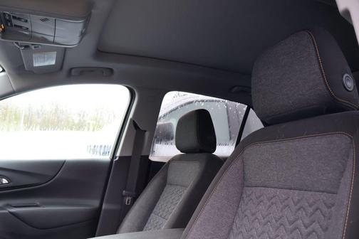 Riptide Blue Metallic 2024 Chevrolet Equinox 1LT
