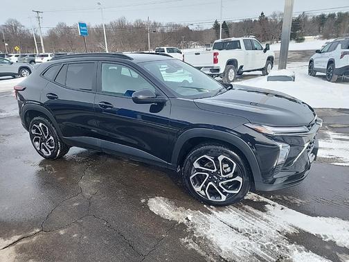 2025 Chevrolet Trax FWD 2RS