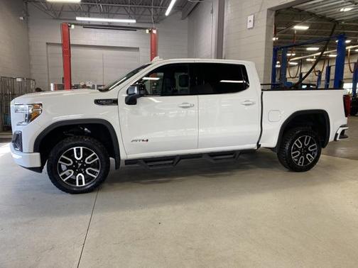 Summit White 2021 GMC Sierra 1500 AT4