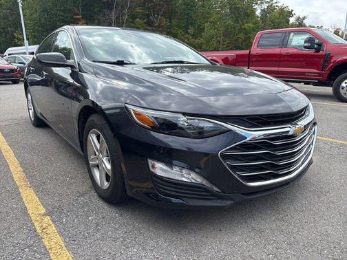 Dark Ash Metallic 2023 Chevrolet Malibu FWD 1LT
