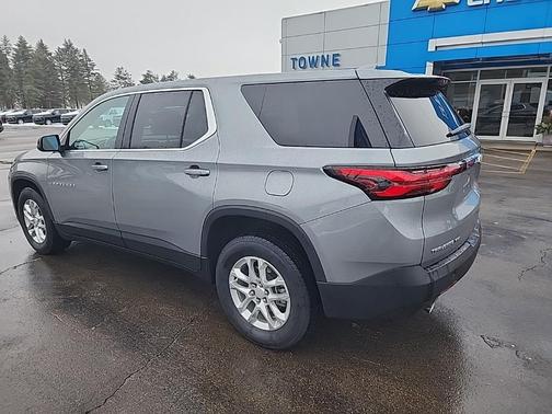 2023 Chevrolet Traverse LS