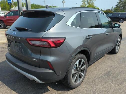 2023 Ford Escape Platinum