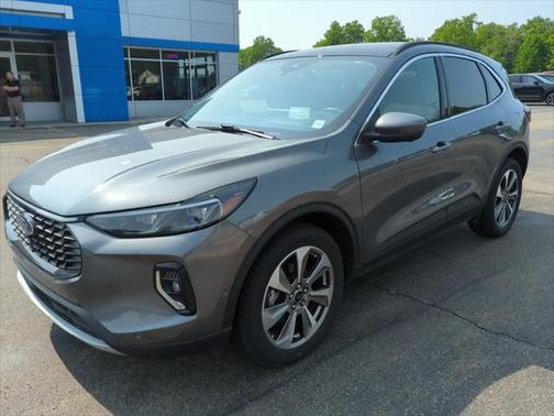 2023 Ford Escape Platinum