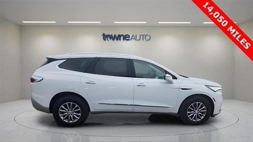 2023 Buick Enclave Essence AWD