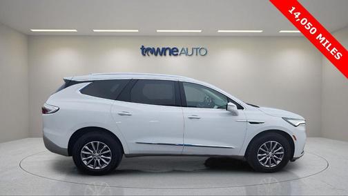 2023 Buick Enclave Essence AWD