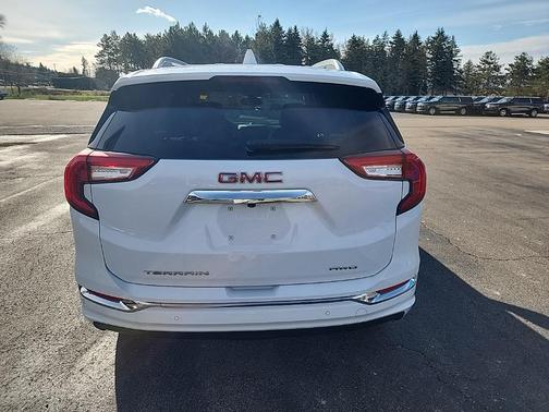 2023 GMC Terrain Denali