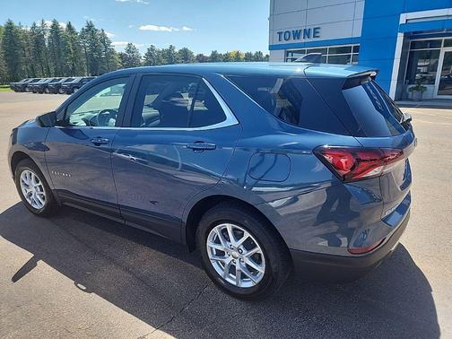 Lakeshore Blue Metallic 2024 Chevrolet Equinox 1LT