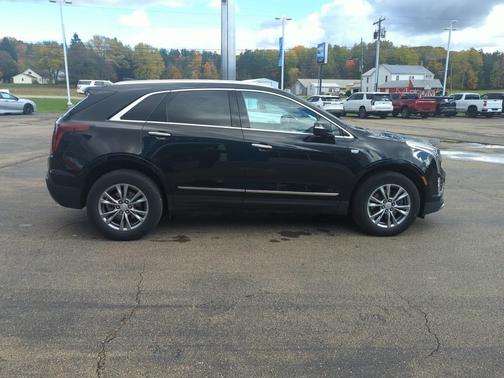 2022 Cadillac XT5 Premium Luxury