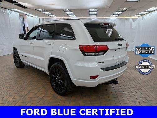2018 Jeep Grand Cherokee LAREDO