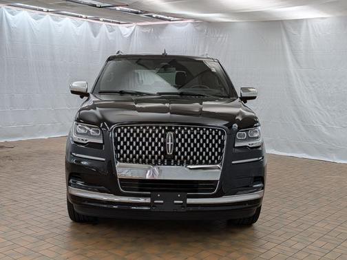 INFINITE BLACK MET CC 2024 Lincoln Navigator BLACK LABEL