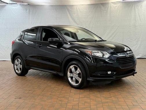 Crystal Black Pearl 2017 Honda HR-V EX