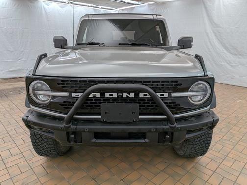 ICONIC SILVER METALLIC 2024 Ford Bronco WILDTRAK