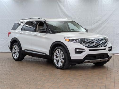 STAR WHITE MET TRI-COAT 2023 Ford Explorer PLATINUM