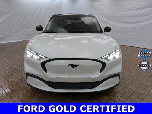 2024 Ford Mustang Mach-E SELECT