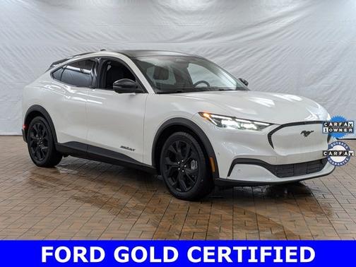 2024 Ford Mustang Mach-E SELECT