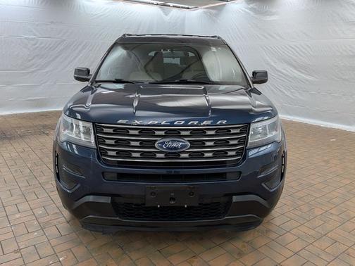 2017 Ford Explorer BASE