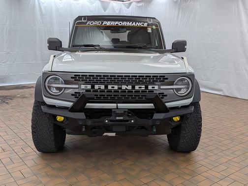 OXFORD WHITE 2024 Ford Bronco BADLANDS