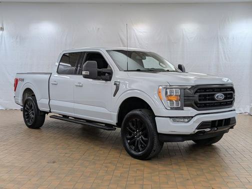 SPACE WHITE METALLIC 2022 Ford F-150 XLT