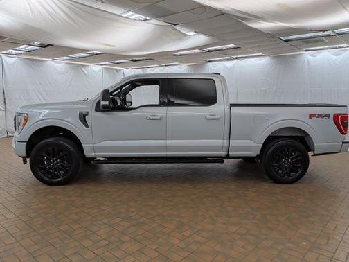 SPACE WHITE METALLIC 2022 Ford F-150 XLT