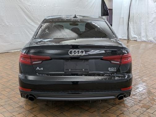 2018 Audi A4 2.0T QUATTRO PREMIUM