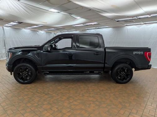 AGATE BLACK METALLIC 2022 Ford F-150 XLT