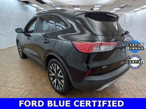 2020 Ford Escape SE SPORT