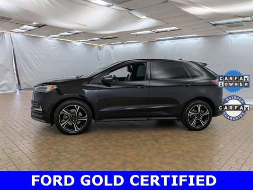 2022 Ford Edge ST