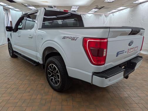 SPACE WHITE METALLIC 2022 Ford F-150 XLT