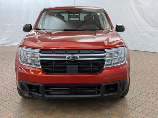 HOT PEPPER RED TC METALLIC 2024 Ford Maverick LARIAT