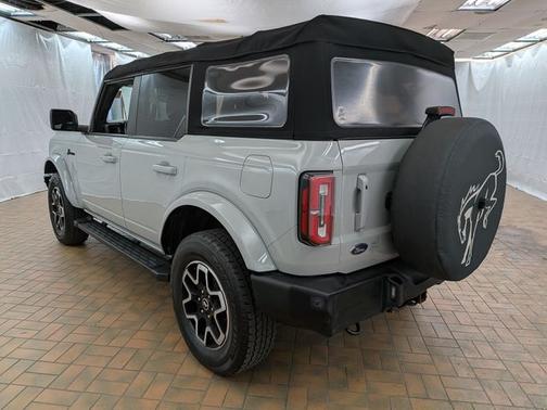 CACTUS GRAY 2022 Ford Bronco OUTER BANKS