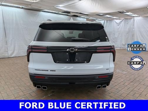 2024 Chevrolet Traverse LT