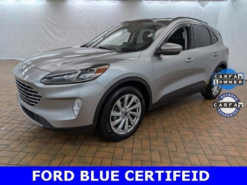 2022 Ford Escape TITANIUM