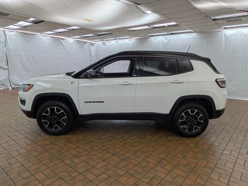 White Clearcoat 2019 Jeep Compass TRAILHAWK