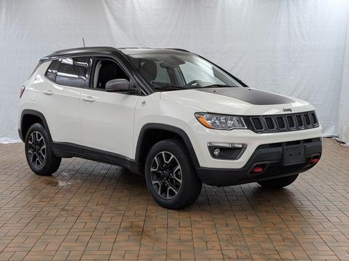 White Clearcoat 2019 Jeep Compass TRAILHAWK