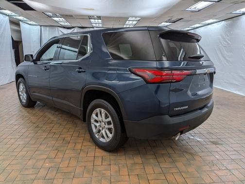 2022 Chevrolet Traverse LS W/1LS