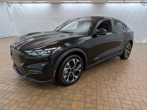 2024 Ford Mustang Mach-E SELECT