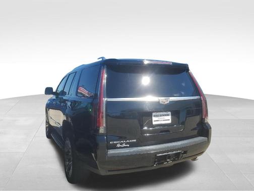 2016 Cadillac Escalade Luxury